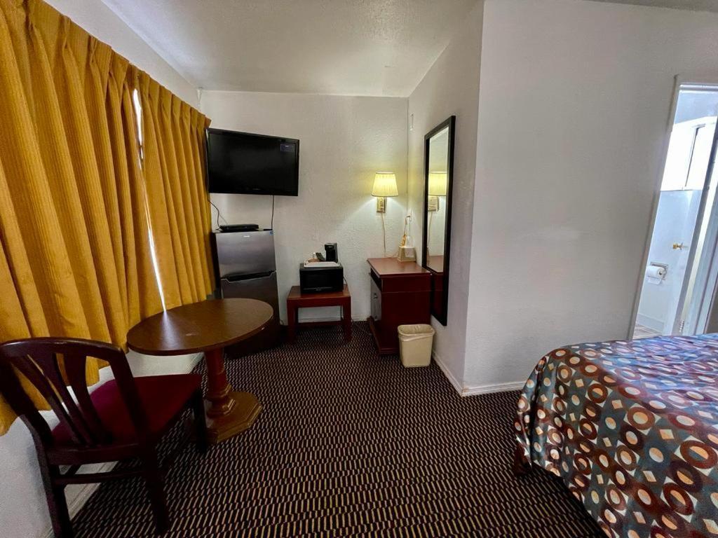 Desert Inn Mojave Bagian luar foto