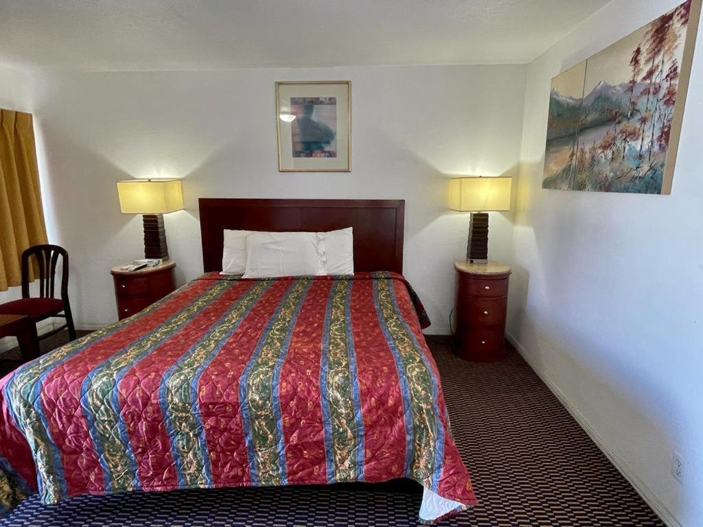 Desert Inn Mojave Bagian luar foto
