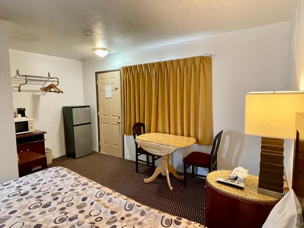 Desert Inn Mojave Bagian luar foto