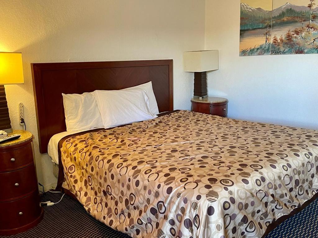 Desert Inn Mojave Bagian luar foto