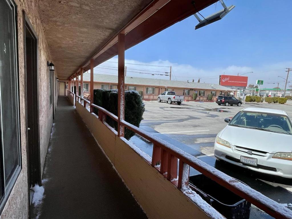 Desert Inn Mojave Bagian luar foto